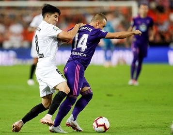 Celta y Valencia miden sus urgencias en Balaídos Celta y Valencia miden sus urgencias en Balaídos