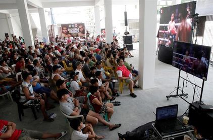 Pacquiao retiene el título ante Broner y reta a Mayweather para la revancha Pacquiao retiene el título ante Broner y reta a Mayweather para la revancha
