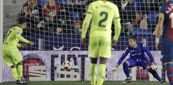 La Jueza incoa un procedimiento disciplinario al Barça por un posible quebrantamiento de sanción por Chumi La Jueza incoa un procedimiento disciplinario al Barça por un posible quebrantamiento de sanción por Chumi