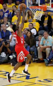 103-98. Harden logra 40 puntos en la victoria de los Rockets ante los Magic y amplia la racha 103-98. Harden logra 40 puntos en la victoria de los Rockets ante los Magic y amplia la racha