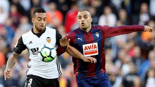 El Valencia cede a Vezo al Levante hasta final de temporada El Valencia cede a Vezo al Levante hasta final de temporada