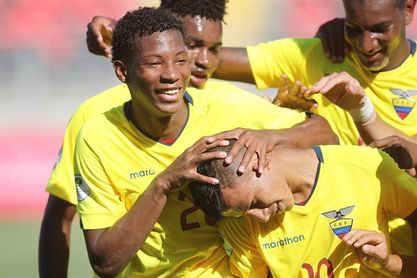 Ecuador, el equipo más goleador, se enfrenta a una Colombia "sin puntería" Ecuador, el equipo más goleador, se enfrenta a una Colombia "sin puntería"