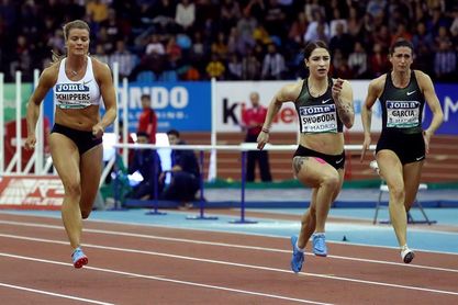 La polaca Swoboda vuelve a batir a Dafne Schippers en 60 lisos La polaca Swoboda vuelve a batir a Dafne Schippers en 60 lisos