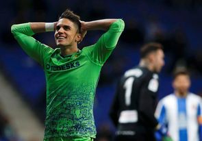 Bartra no se recupera a tiempo y es baja en una lista sin Francis ni Kaptoum