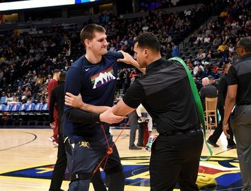 102-87. Jokic recupera el camino ganador para los Nuggets y hunden a los Heat 102-87. Jokic recupera el camino ganador para los Nuggets y hunden a los Heat