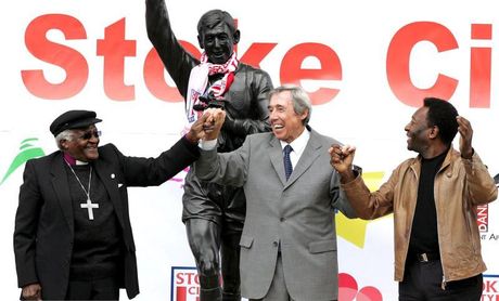 Muere el mítico portero inglés Gordon Banks, con 81 años Muere el mítico portero inglés Gordon Banks, con 81 años