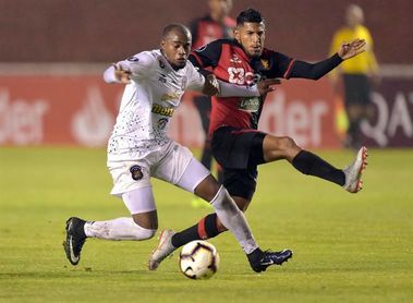 2-0. Melgar pega primero en el comienzo de la tercera fase de la Copa Libertadores 2-0. Melgar pega primero en el comienzo de la tercera fase de la Copa Libertadores