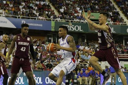 72-67. República Dominicana vence a Venezuela y mantiene sus aspiraciones al Mundial 72-67. República Dominicana vence a Venezuela y mantiene sus aspiraciones al Mundial