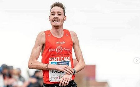 David Palacio, durante el Cross de Itálica, donde fue el primer español en cruzar la meta. David Palacio, durante el Cross de Itálica, donde fue el primer español en cruzar la meta.