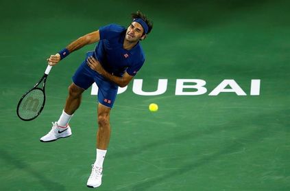 Federer regresa con victoria a Dubai Federer regresa con victoria a Dubai