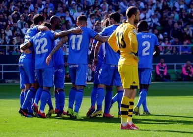 El Getafe sella "el primer objetivo de la temporada" y empieza a soñar El Getafe sella "el primer objetivo de la temporada" y empieza a soñar