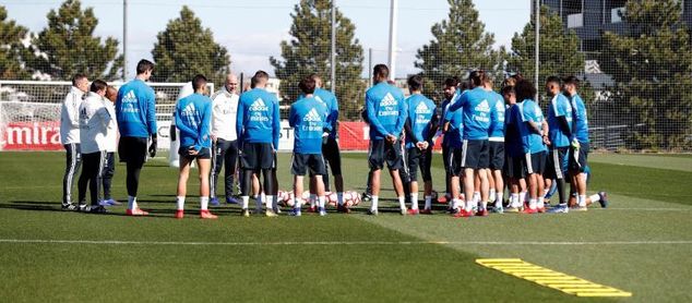 Zidane dirigió su primer entrenamiento tras su regreso al Real Madrid Zidane dirigió su primer entrenamiento tras su regreso al Real Madrid