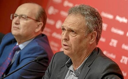Joaquín Caparrós, durante la rueda de prensa. Joaquín Caparrós, durante la rueda de prensa.
