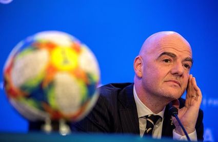 La FIFA desoye a Europa y anuncia un Mundial de Clubes con 24 equipos desde 2021 La FIFA desoye a Europa y anuncia un Mundial de Clubes con 24 equipos desde 2021