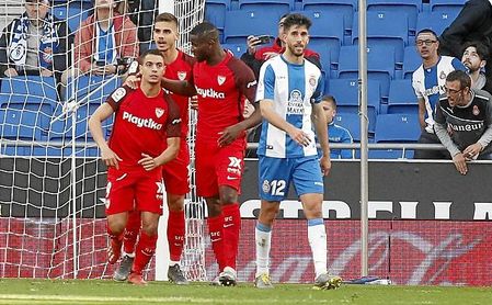 Al Sevilla, más consistente, le bastó un solo tanto para llevarse los tres puntos. Al Sevilla, más consistente, le bastó un solo tanto para llevarse los tres puntos.
