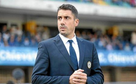 Julio Velázquez durante su etapa en el Udinese. Julio Velázquez durante su etapa en el Udinese.
