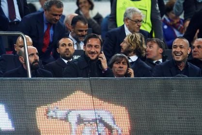 El presidente del Roma acusa a Monchi del "fatal" rendimiento del equipo El presidente del Roma acusa a Monchi del "fatal" rendimiento del equipo