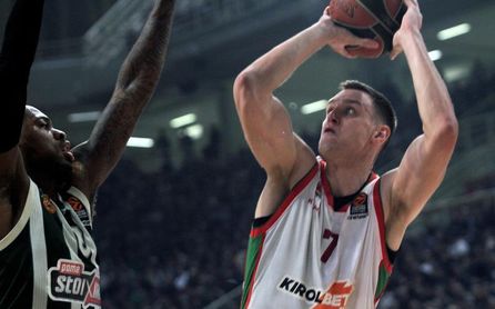 72-70. El Baskonia roza la proeza tras remontar 23 puntos 72-70. El Baskonia roza la proeza tras remontar 23 puntos