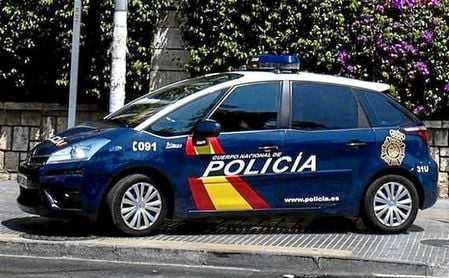 Detenido un hombre en la capital acusado de acosar sexualmente de cuatro menores por Internet Detenido un hombre en la capital acusado de acosar sexualmente de cuatro menores por Internet