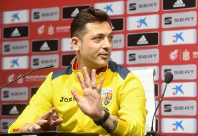 Mirel Radoi: "España es un equipo duro, pero seguro que lo haremos bien" Mirel Radoi: "España es un equipo duro, pero seguro que lo haremos bien"