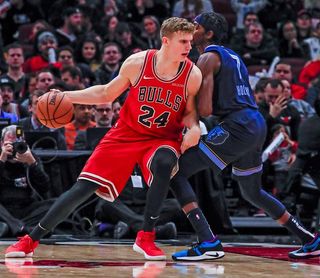 126-120. Markkanen guía con doble-doble la victoria de los Bulls 126-120. Markkanen guía con doble-doble la victoria de los Bulls