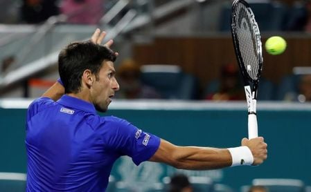 Djokovic e Isner cumplen pronósticos; caen eliminados Thiem y Nishikori Djokovic e Isner cumplen pronósticos; caen eliminados Thiem y Nishikori