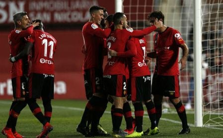 Albacete, Málaga y Mallorca aprietan en la zona alta Albacete, Málaga y Mallorca aprietan en la zona alta