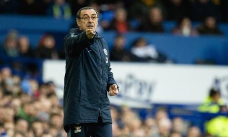 Sarri admite la dificultad de mantener a Hazard Sarri admite la dificultad de mantener a Hazard