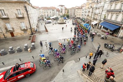 Alaphilippe abandona la Itzulia Alaphilippe abandona la Itzulia