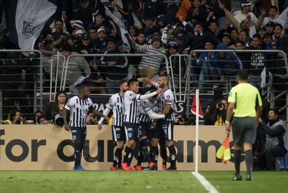 2-5. Monterrey humilla al Sporting y decidirá el título con Tigres UANL 2-5. Monterrey humilla al Sporting y decidirá el título con Tigres UANL