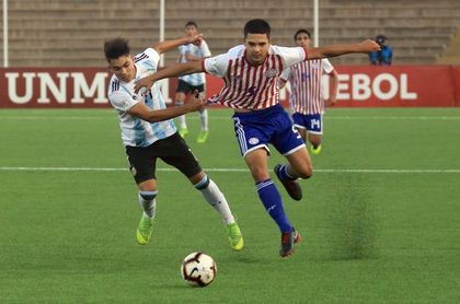 Argentina y Chile clasifican y otros dos cupos se definirán en la última fecha Argentina y Chile clasifican y otros dos cupos se definirán en la última fecha