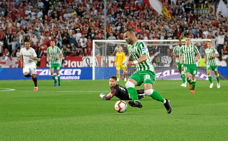 Jesé falló hasta cinco ocasiones en el derbi. Jesé falló hasta cinco ocasiones en el derbi.