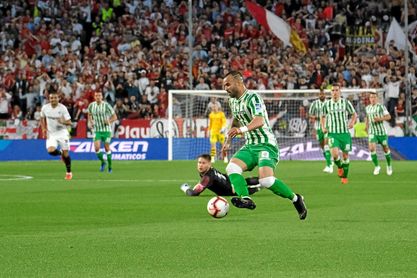 El Betis negocia para fichar a la baja a Jesé El Betis negocia para fichar a la baja a Jesé