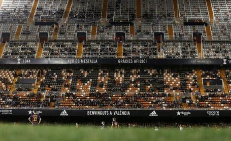 El Valencia a punto de firmar una oferta vinculante para venta de Mestalla El Valencia a punto de firmar una oferta vinculante para venta de Mestalla