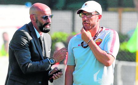 Monchi fue el gran valedor de Di Francesco, cuya destitución provocó la marcha del isleño de la Roma. Monchi fue el gran valedor de Di Francesco, cuya destitución provocó la marcha del isleño de la Roma.