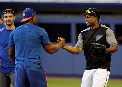 3-2. Granderson recibe un golpe y los Marlins detienen mala racha 3-2. Granderson recibe un golpe y los Marlins detienen mala racha