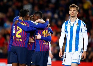 2-1. La solvencia sin brillo sitúa al Barcelona a dos suspiros del título 2-1. La solvencia sin brillo sitúa al Barcelona a dos suspiros del título