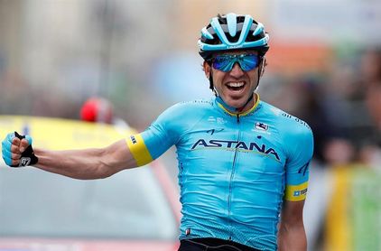 Ion Izagirre sustituido por Davide Villella en la Amstel Gold Race Ion Izagirre sustituido por Davide Villella en la Amstel Gold Race