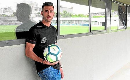 Camarasa sabe que tiene "mucha competencia" con Canales, Gio... Camarasa sabe que tiene "mucha competencia" con Canales, Gio...