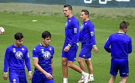 Canales y Emerson vuelven a la lista de Setién. Canales y Emerson vuelven a la lista de Setién.