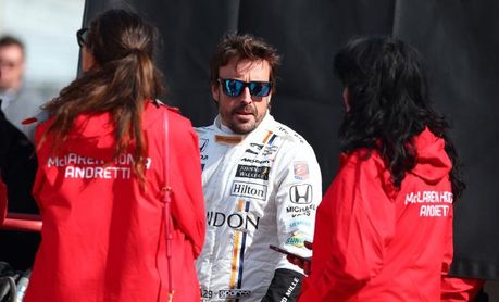 Fernando Alonso comienza de manera discreta las pruebas oficiales Fernando Alonso comienza de manera discreta las pruebas oficiales