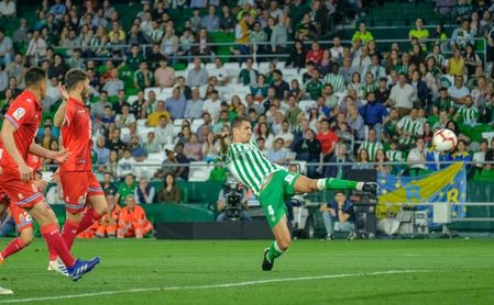 Feddal: "En el fútbol tienes que estar en las buenas y en las malas" Feddal: "En el fútbol tienes que estar en las buenas y en las malas"