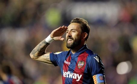 Paco López convoca a Morales y dice que esperará hasta "última hora" Paco López convoca a Morales y dice que esperará hasta "última hora"