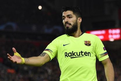 Luis Suárez será operado esta tarde de un lesión en el menisco derecho Luis Suárez será operado esta tarde de un lesión en el menisco derecho