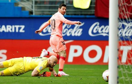 Messi alcanza a Telmo Zarra: máximo goleador por sexta vez Messi alcanza a Telmo Zarra: máximo goleador por sexta vez