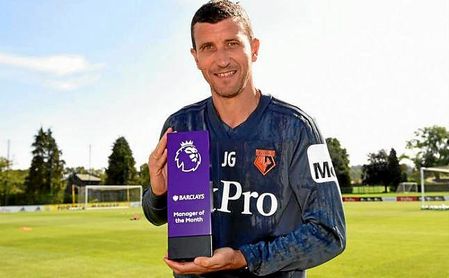 Javi Gracia ganó el trofeo de Entrenador del Mes en la Premier League. Javi Gracia ganó el trofeo de Entrenador del Mes en la Premier League.