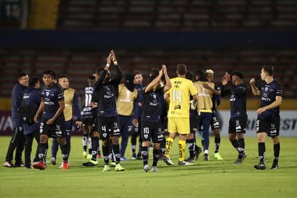 Cuatro equipos con buena renta y los de la Libertadores en la cuerda floja Cuatro equipos con buena renta y los de la Libertadores en la cuerda floja