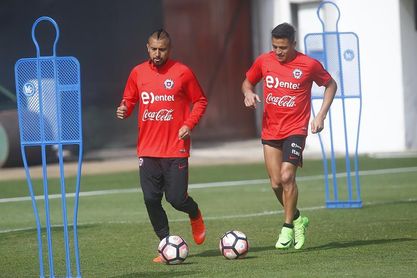 Chile defenderá la corona de la Copa América con Vidal y Sánchez, pero sin Bravo Chile defenderá la corona de la Copa América con Vidal y Sánchez, pero sin Bravo