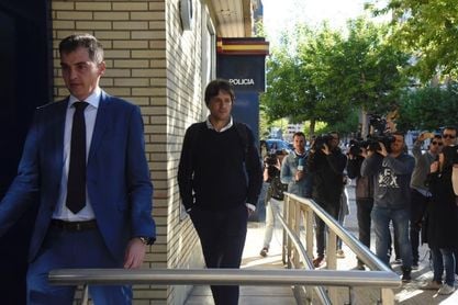 Directiva y jugadores del Huesca comparecen en comisaría por los supuestos amaños Directiva y jugadores del Huesca comparecen en comisaría por los supuestos amaños