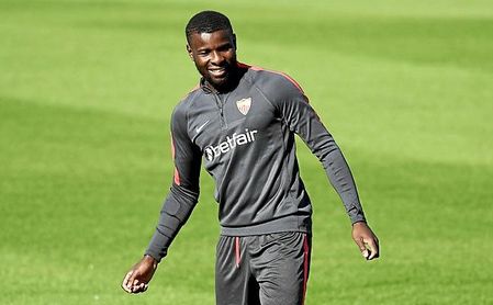 Amadou sabe que no ha estado bien en su primera temporada en el Sevilla FC. Amadou sabe que no ha estado bien en su primera temporada en el Sevilla FC.